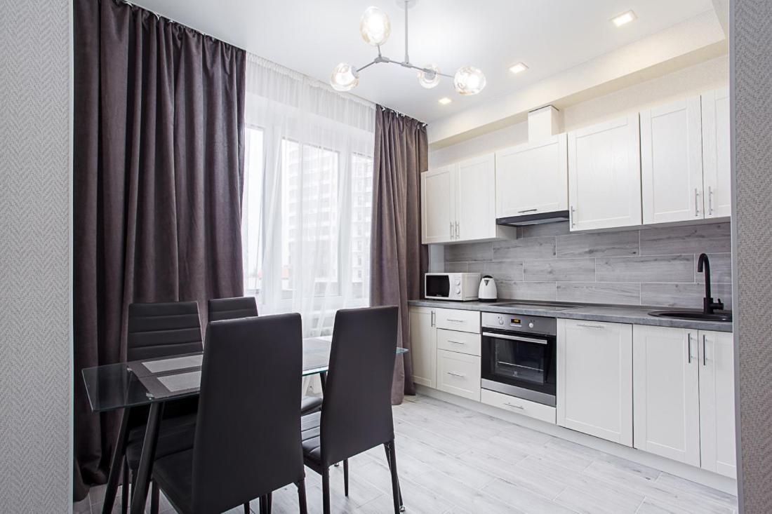 Аркадия.Новая Квартира В 32 Жемчужине!!! Apartment Oldenburg Bagian luar foto